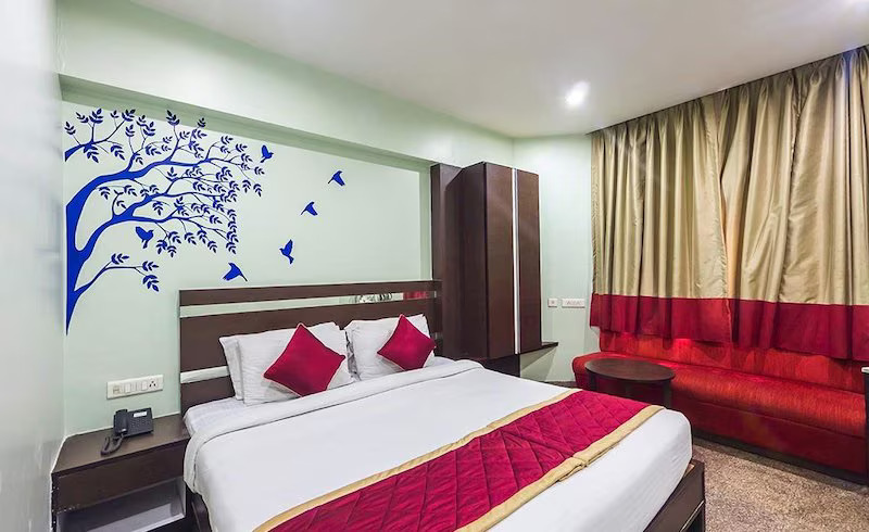 Room Image 4
